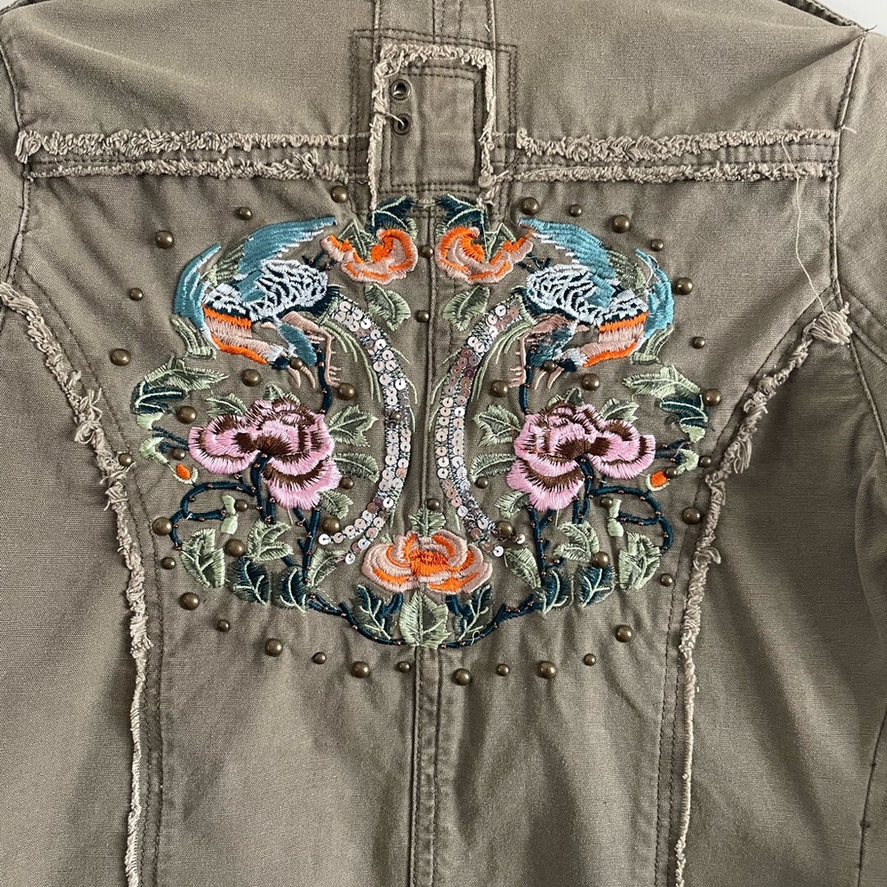 Romeo & Juliet Couture Khaki Embroidered Jean Jacket 100% Cotton metal buttons - Picture 7 of 14